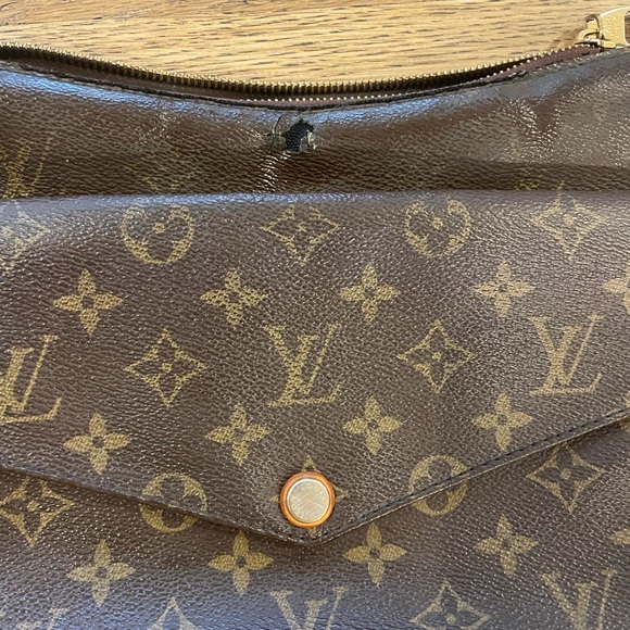 Louis Vuitton monogram Mabillon crossbody purse - Picture 2 of 15